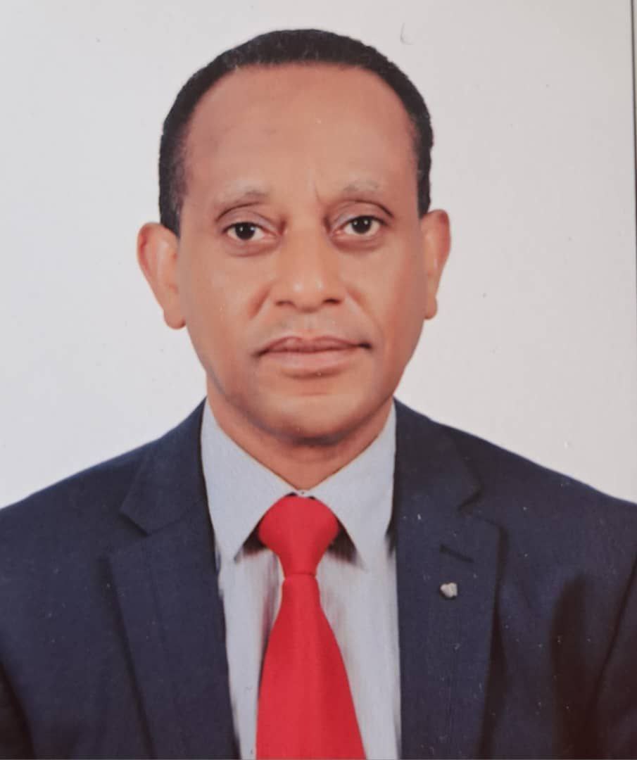 Dr. Syuim Antonios